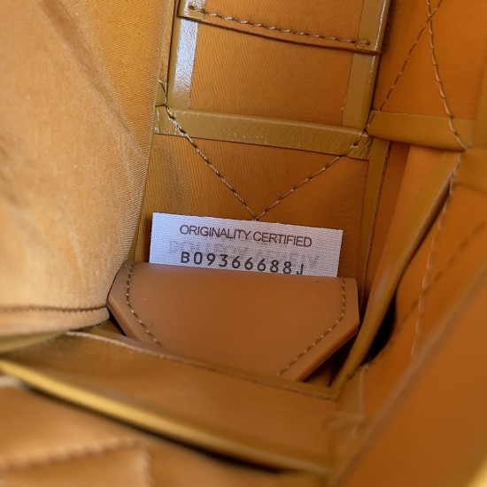 Bottega Veneta Cassette