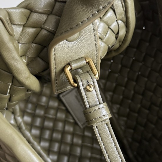 Bottega Veneta Small Cobble Top Handle