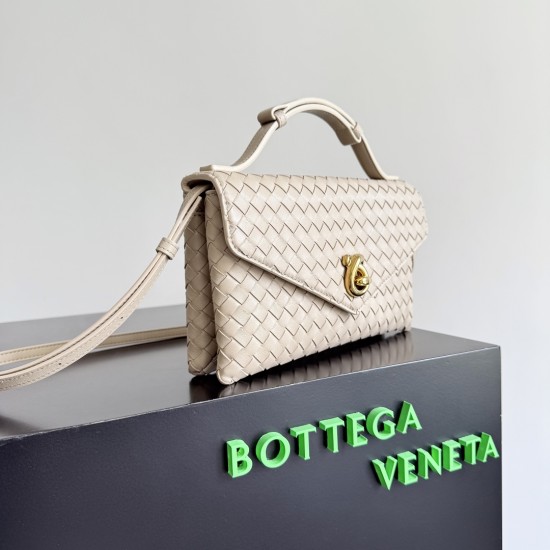 Bottega Veneta Knot Lock