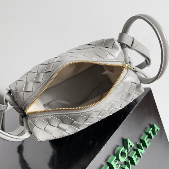 Bottega Veneta Top Handle Loop