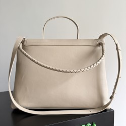 Bottega Veneta Large Ciao Ciao Bottega Veneta Large Ciao Ciao