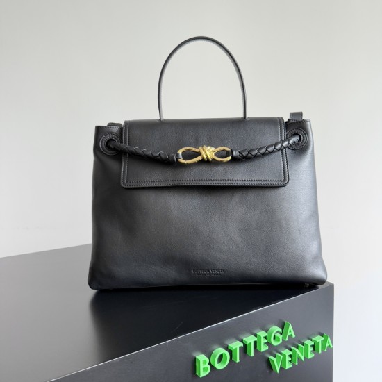 Bottega Veneta Medium Ciao Ciao