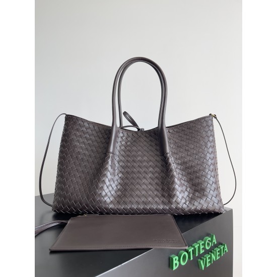 Bottega Veneta Pinacoteca