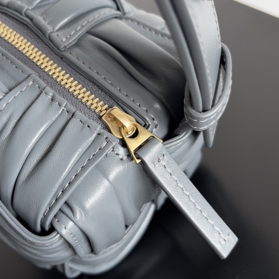 Bottega Veneta Cassette