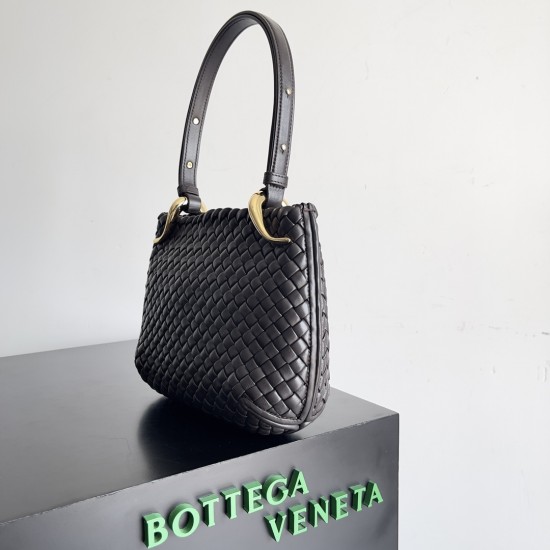 Bottega Veneta Clicker Bag
