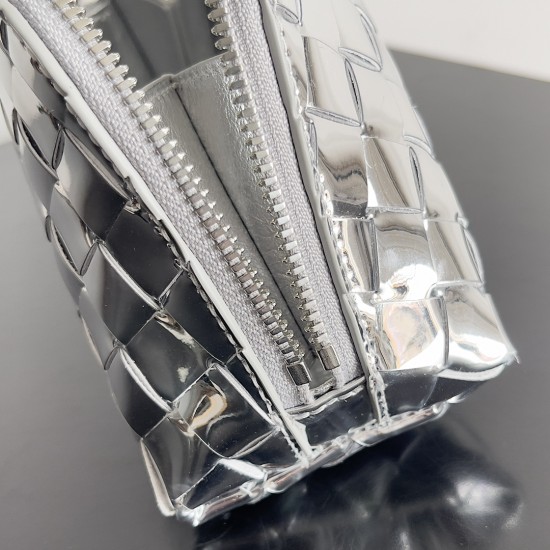 Bottega Veneta Intrecciato Small Beauty Pouch