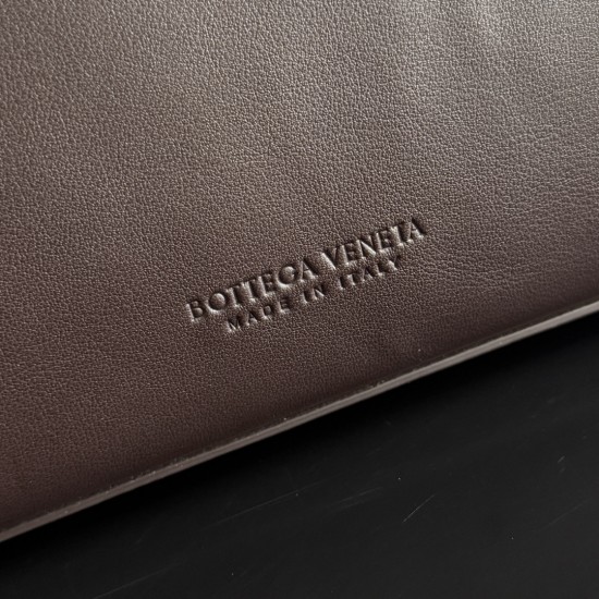 Bottega Veneta Medium Ciao Ciao