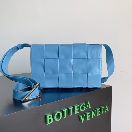 Bottega Veneta Cassette
