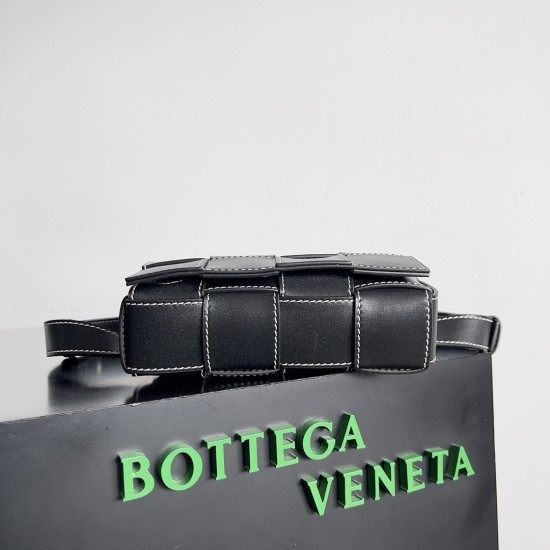 Bottega Veneta Cassette Bottega Veneta Cassette