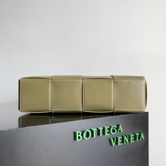 BottegaVeneta Arco Tote
