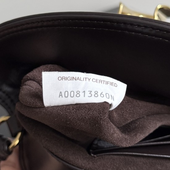 Bottega Veneta Baby Liberta